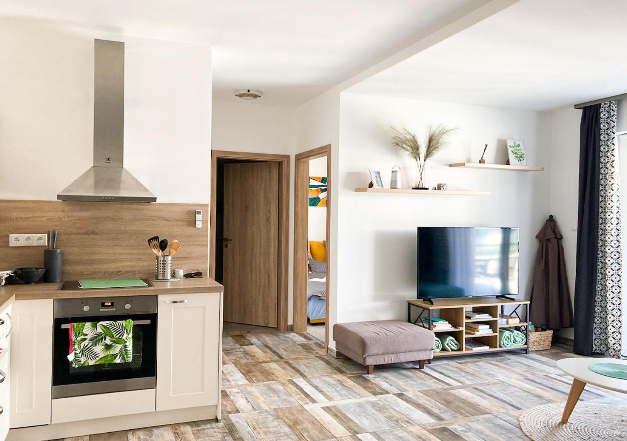 קסזטלי Royal 27 Apartman מראה חיצוני תמונה