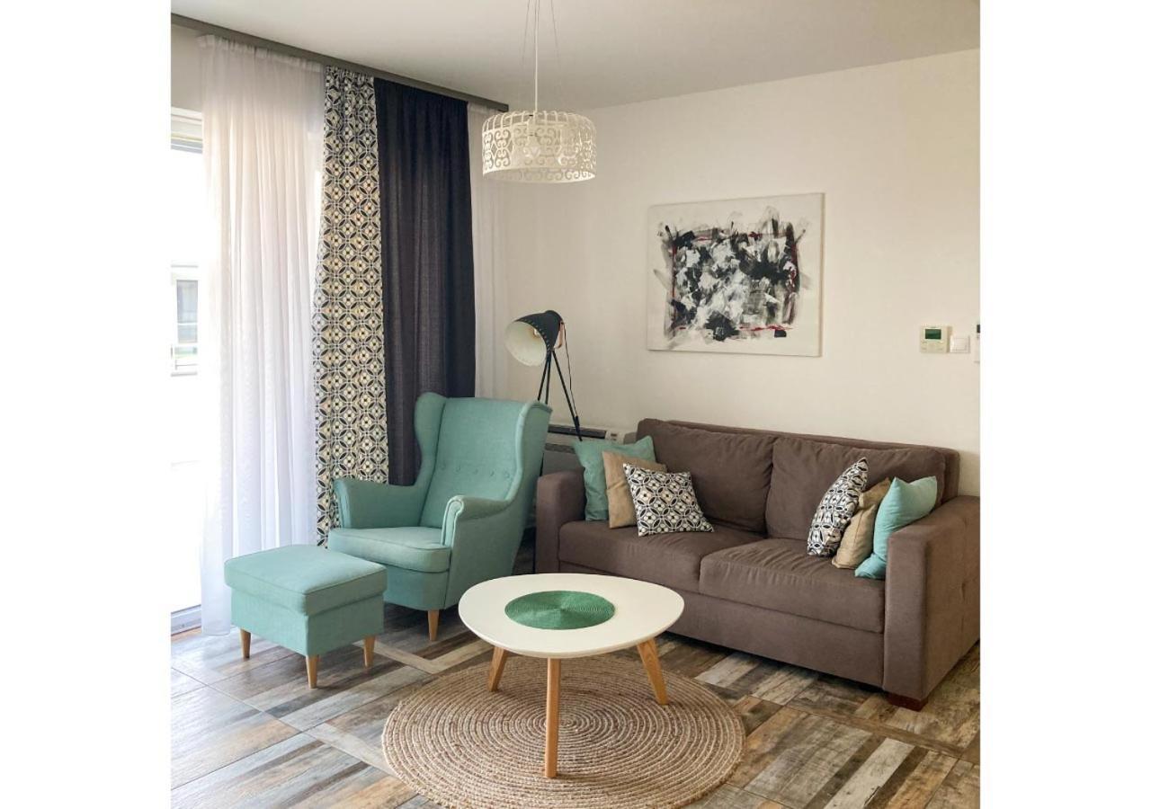 קסזטלי Royal 27 Apartman מראה חיצוני תמונה
